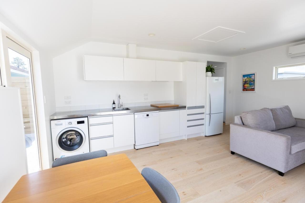 Mount Maunganui Self Contained Flat By The Beach 객실 사진