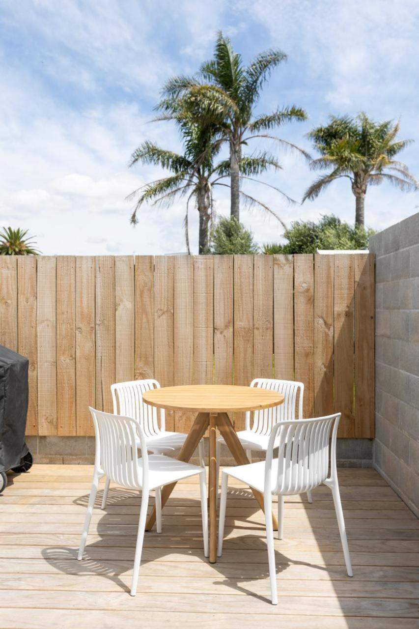 Mount Maunganui Self Contained Flat By The Beach 객실 사진